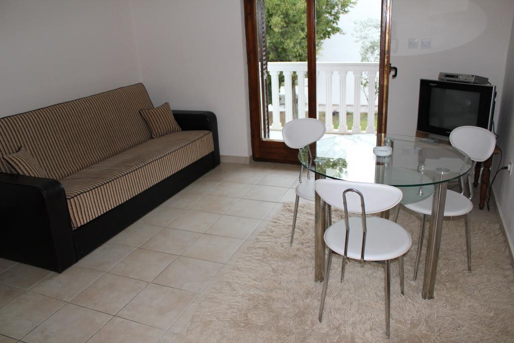 4M Apartments Petrovac Номер фото